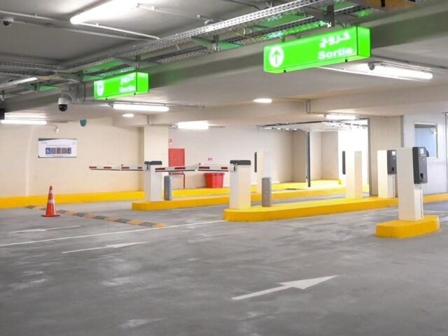 Parking Triangle des Hôtels : Casablanca : photo 1