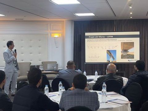 Présentation devant les ingénieurs participants